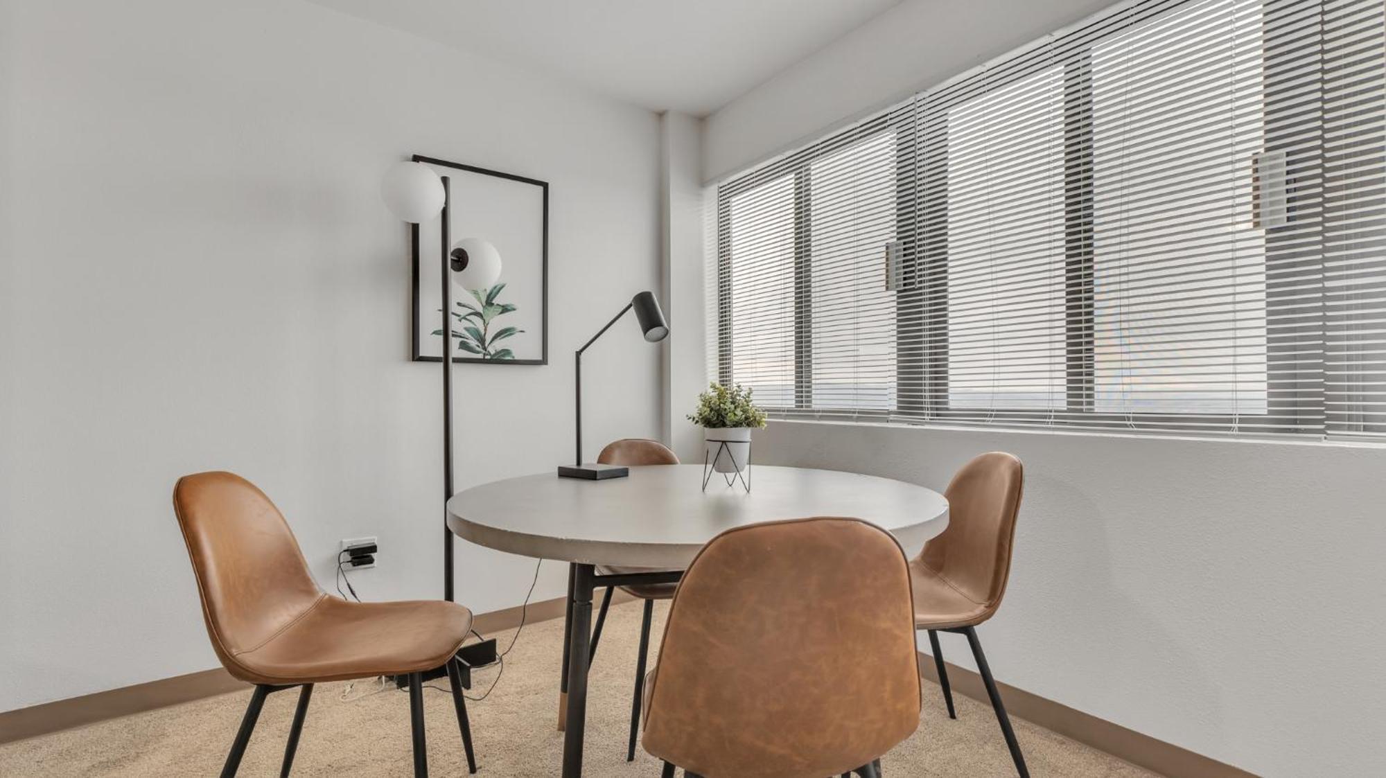 Apartment Pp 2114 Professional 2br Apt, Near Hospitals *