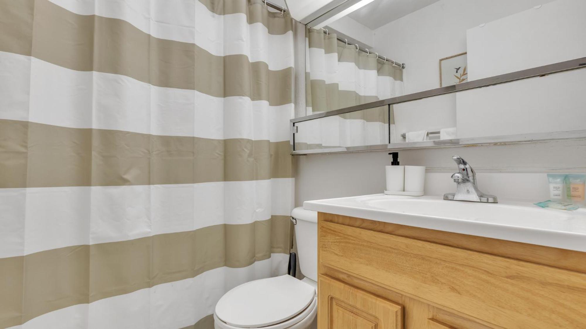 Pp 2114 Professional 2br Apt, Near Hospitals *