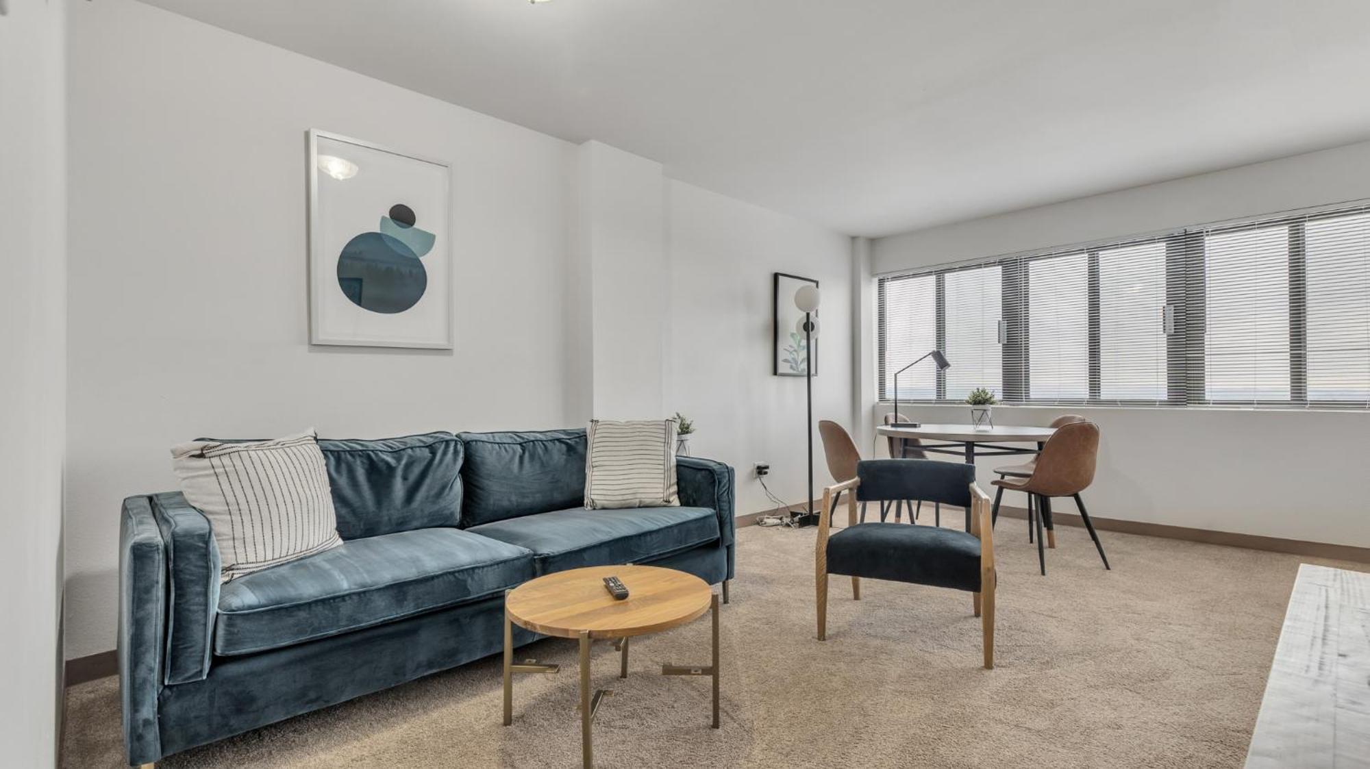 Pp 2114 Professional 2br Apt, Near Hospitals *