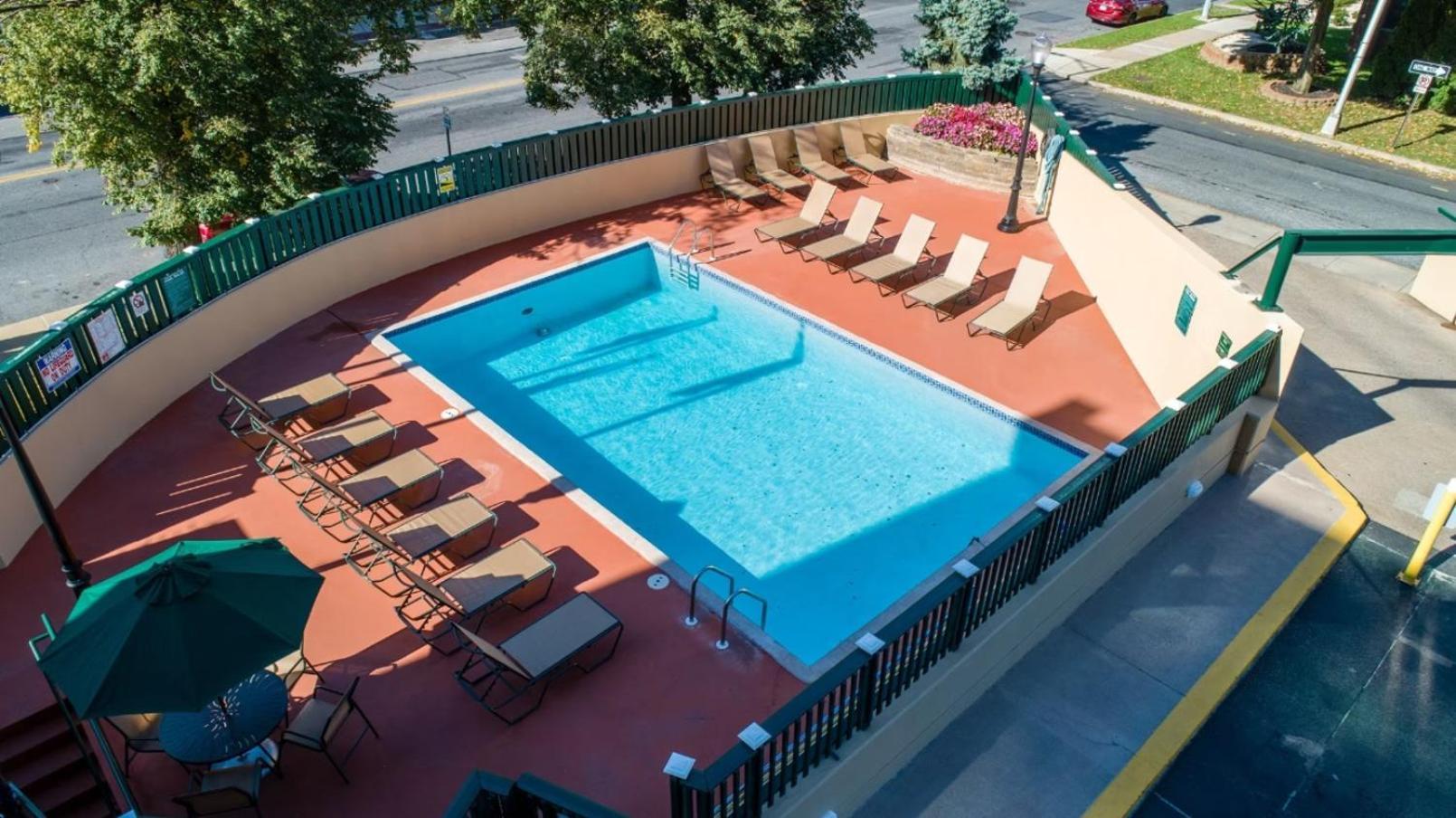 Pp 2114 Professional 2br Apt, Near Hospitals * Harrisburg